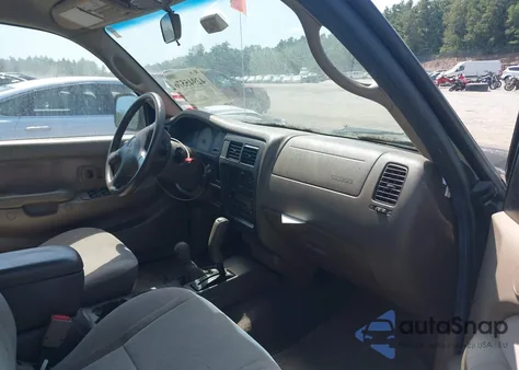 2003 Toyota Tacoma Base V6 z USA, uszkodzony, nr VIN 5TEHN72NX3Z272243